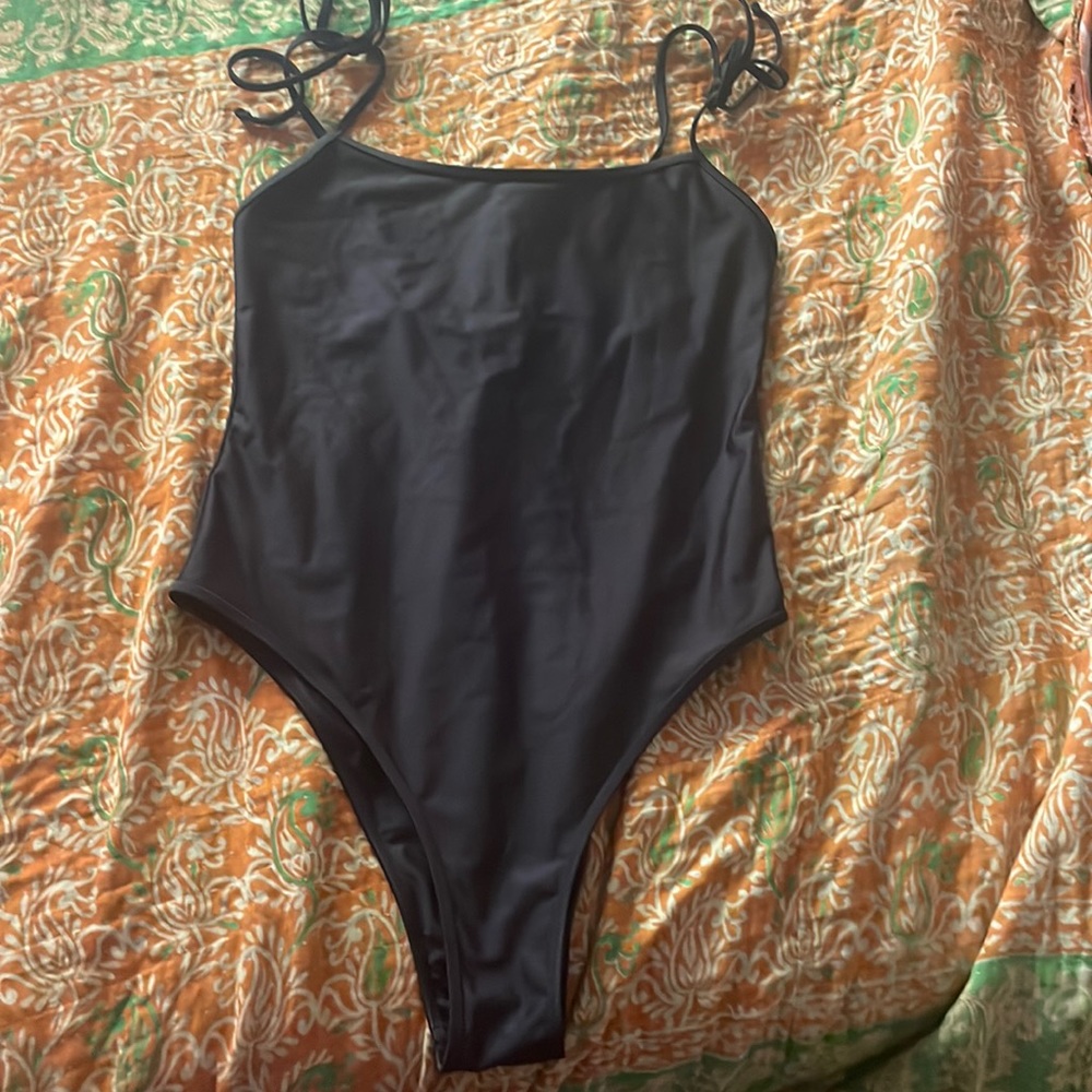 Alo one piece swim wear